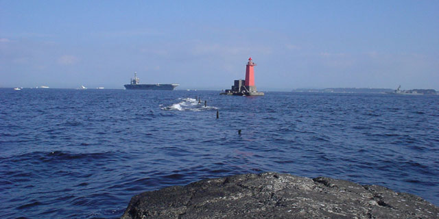 野島防波堤村本海事